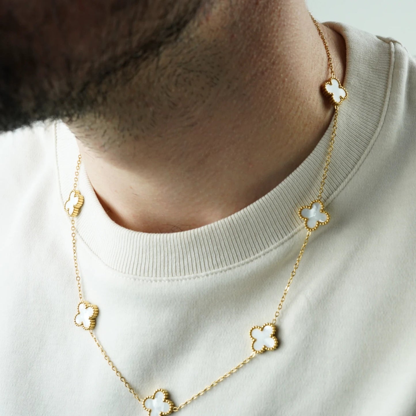 COLLAR CLOVER - GOLD NACAR - ATHEREOS