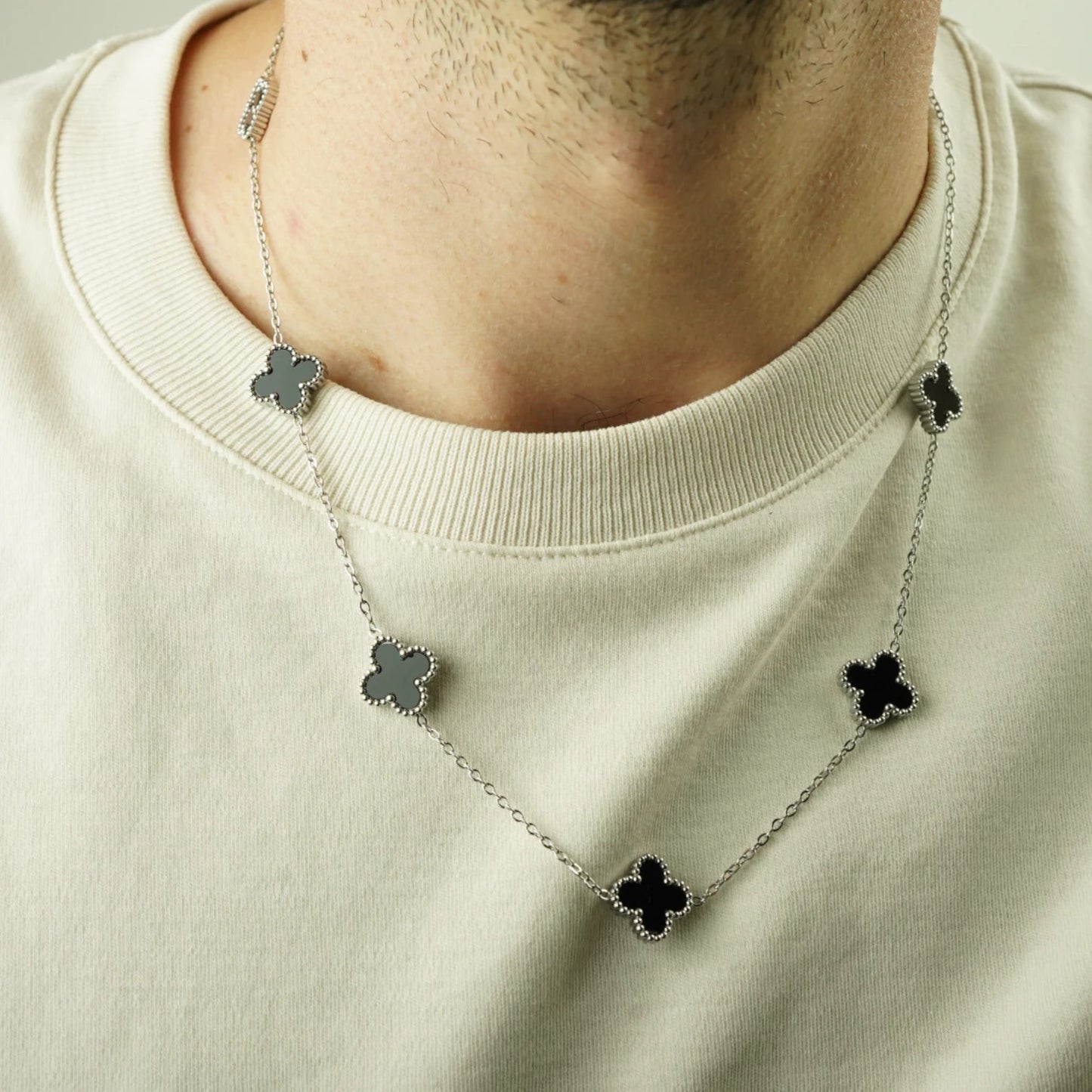 COLLAR CLOVER - SILVER ONIX - ATHEREOS