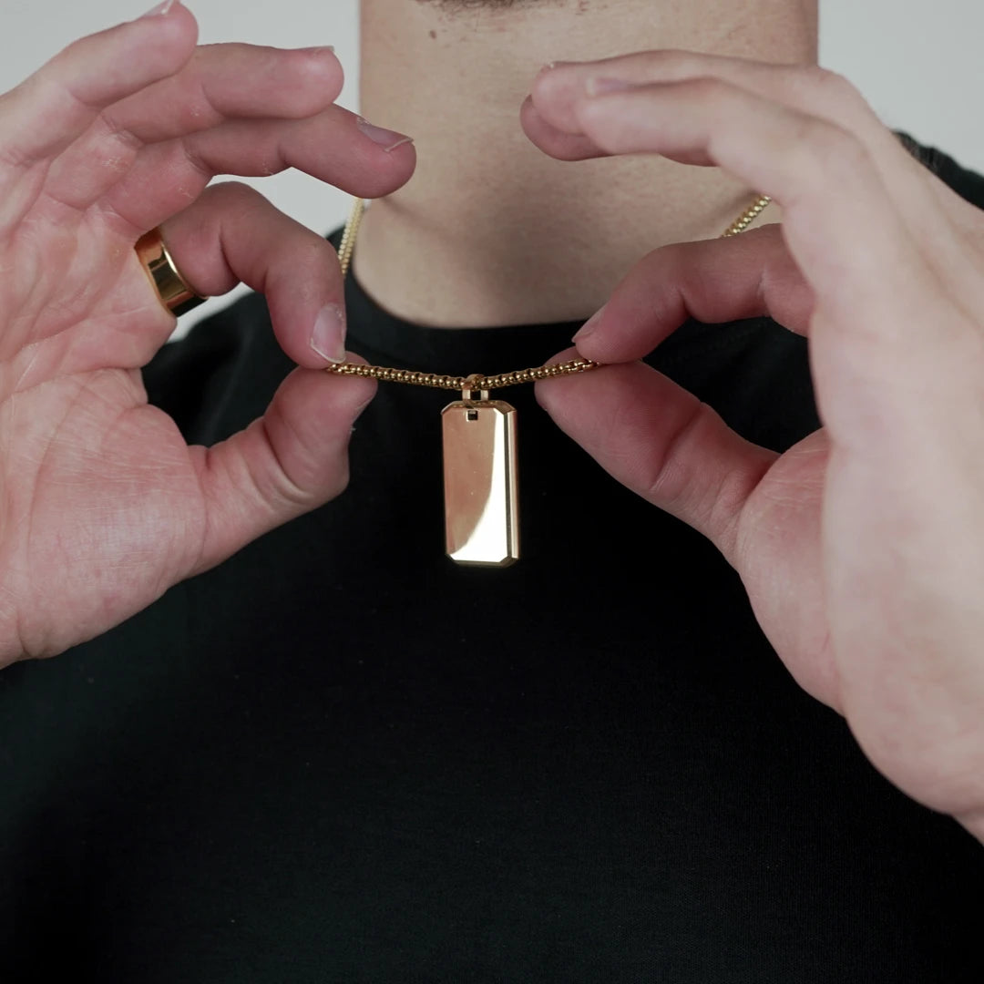COLLAR TAG - GOLD